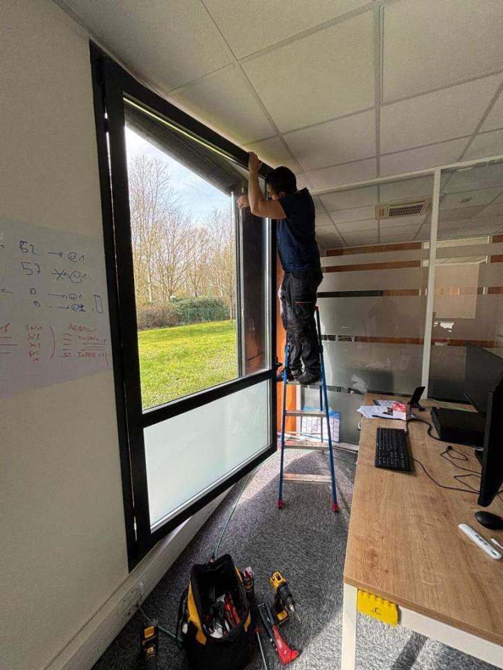 Service réparation fenêtres Paris